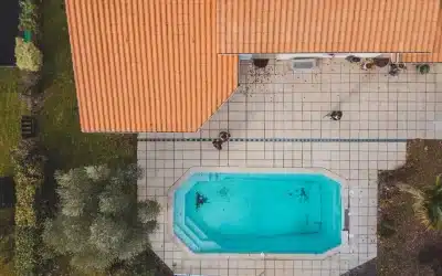 Limpieza y mantenimiento de piscinas. Conoce su importancia