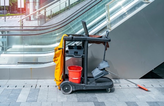 Klearfy, la empresa de limpieza para centros comerciales en Madrid que garantiza resultados