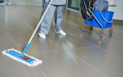 ¿Cómo debe ser la limpieza profesional en edificios públicos? Claves y servicios