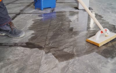 Cómo limpiar las juntas de los azulejos en tu empresa