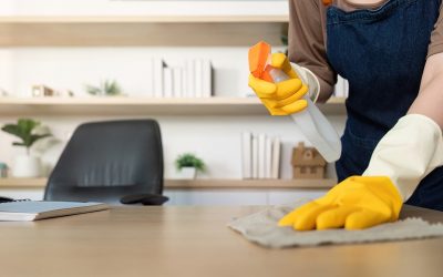 ¿Con qué frecuencia se recomienda la limpieza de oficinas y despachos?