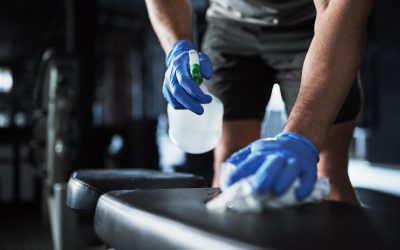 Protocolo profesional de limpieza y mantenimiento en centros deportivos