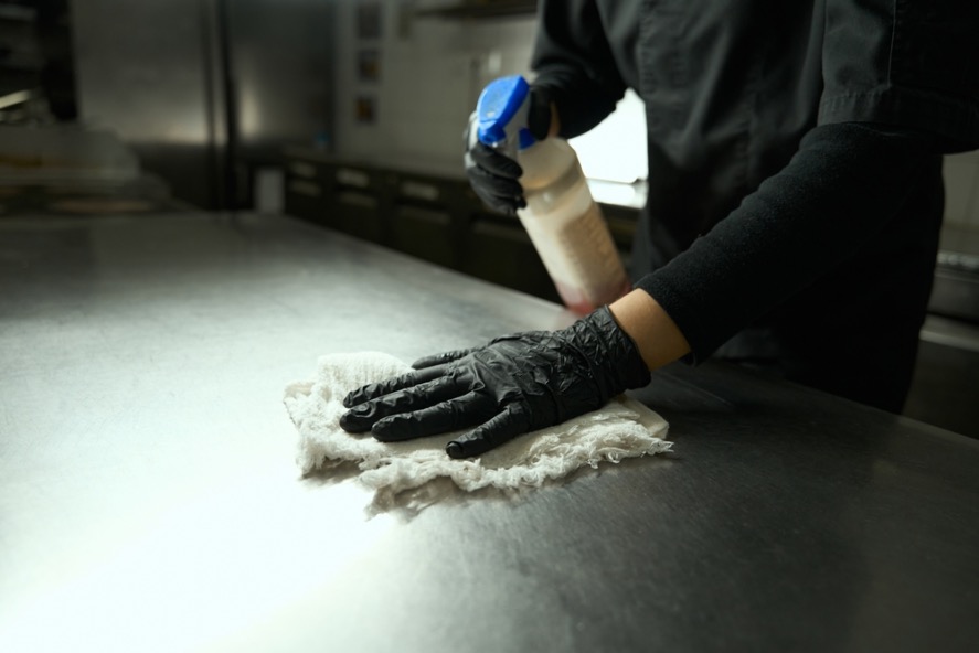 Lista de productos de limpieza para un restaurante: básicos imprescindibles